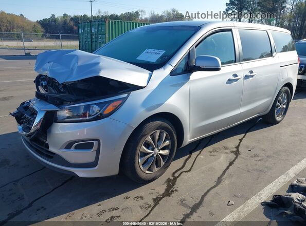 KNDMB5C15M6667680 2021 KIA SEDONA Silver Առջևի ձախ երեք քառորդ տեսարան