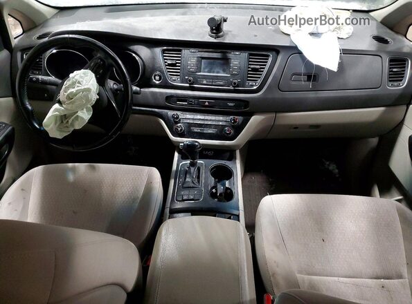 KNDMB5C19G6210701 2016 KIA SEDONA Бордовый Вид панели приборов