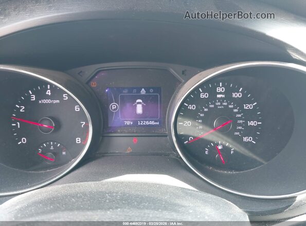 KNDMB5C19J6375123 2018 KIA SEDONA Maroon Widok tylnych siedzeń