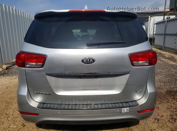 KNDMB5C1XH6267717 2017 KIA SEDONA Серебряный Вид сзади