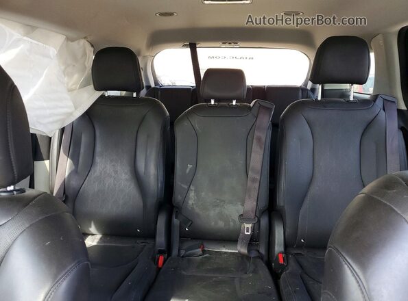 KNDNB4H38R6444937 2024 KIA CARNIVAL Black Widok tylnych siedzeń