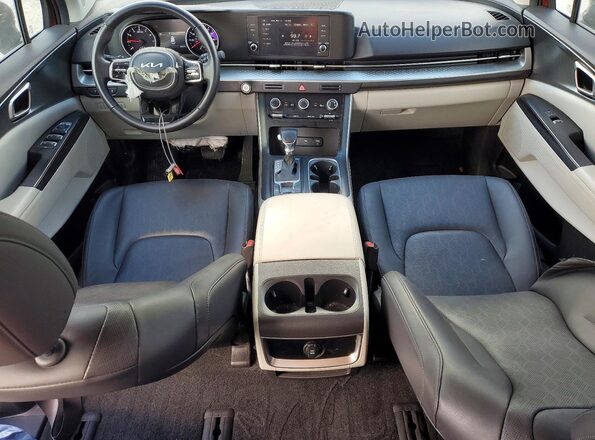 KNDNB4H3XP6249385 2023 KIA CARNIVAL Burgundy Dashboard view