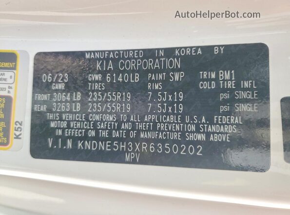 KNDNE5H3XR6350202 2024 KIA CARNIVAL White VIN sticker view