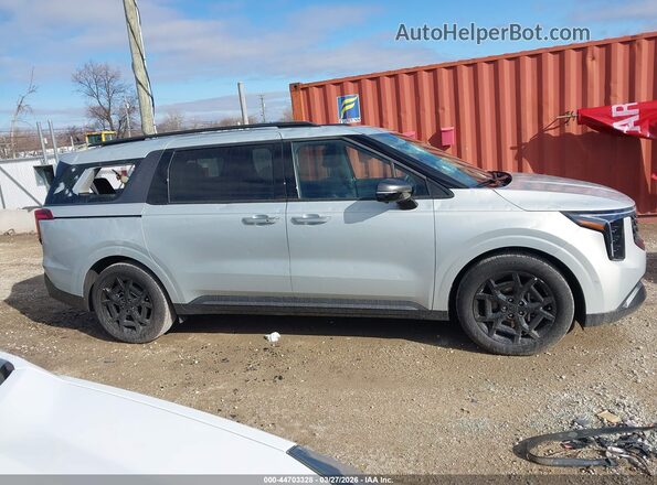 KNDNE5K31T6564754 2026 KIA CARNIVAL MPV Бирюзовый Вид задней части салона