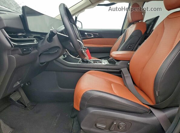 KNDNE5K32S6469019 2025 KIA CARNIVAL Black Սալոնի դիմացի տեսք