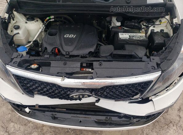 KNDPBCAC0G7876233 2016 KIA SPORTAGE Белый Вид подкапотного пространства