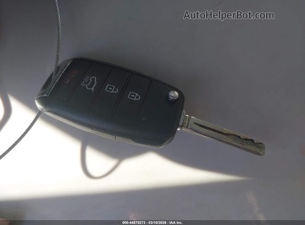 KNDPM3AC3H7211645 2017 KIA SPORTAGE Silver 