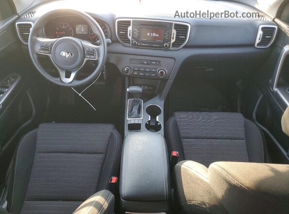 KNDPM3AC3J7330737 2018 KIA SPORTAGE White Вид панелі приладів