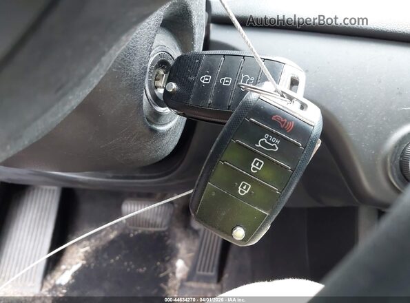 KNDPM3AC4H7051825 2017 KIA SPORTAGE Red წინა პანელის ხედი