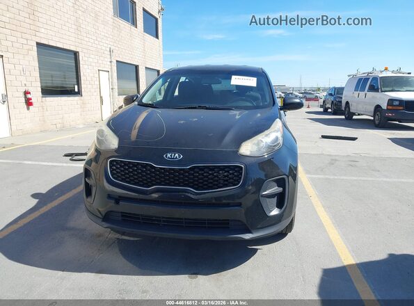 KNDPM3AC6H7157113 2017 KIA SPORTAGE Black Rear interior view