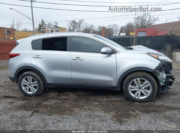 KNDPM3AC6H7296058 2017 KIA SPORTAGE Silver უკანა სალონის ხედი