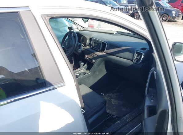 KNDPM3AC7H7237066 2017 KIA SPORTAGE White Vista interior delantera