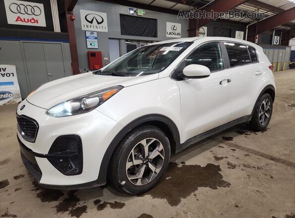 KNDPM3AC8M7932649 2021 KIA SPORTAGE Белый 