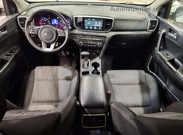 KNDPM3AC8M7932649 2021 KIA SPORTAGE Белый Вид панели приборов