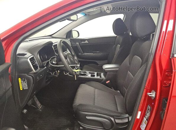 KNDPM3AC9M7884823 2021 KIA SPORTAGE Red Вид салону спереду