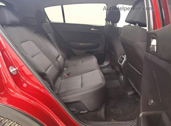 KNDPM3AC9M7884823 2021 KIA SPORTAGE Red Вид задньої частини салону
