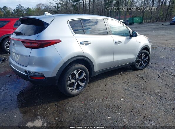 KNDPMCAC2M7916463 2021 KIA SPORTAGE Серебряный Задняя правая четверть