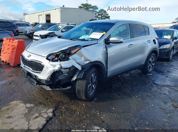KNDPMCAC2M7916463 2021 KIA SPORTAGE Серебряный Передняя левая четверть