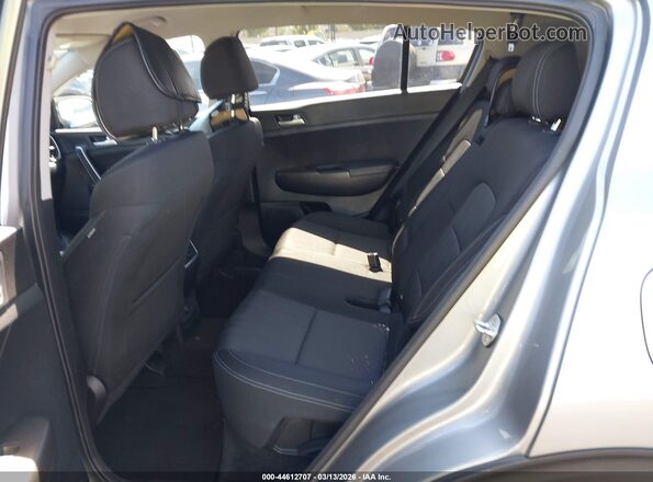 KNDPMCAC2M7943131 2021 KIA SPORTAGE Silver Vista de la etiqueta del VIN