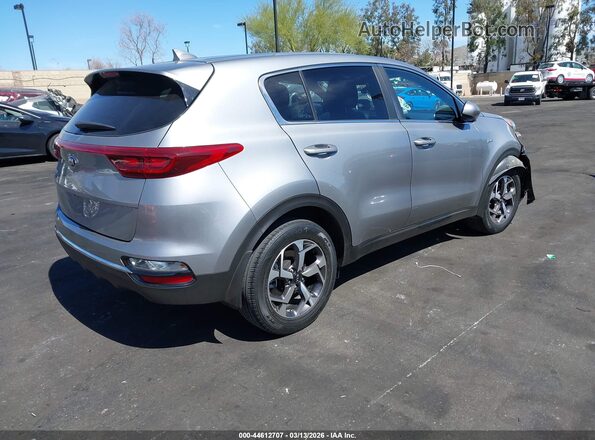 KNDPMCAC2M7943131 2021 KIA SPORTAGE Silver Trasero derecho