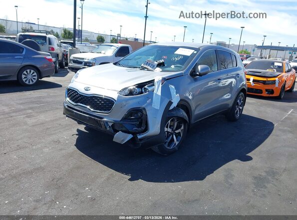 KNDPMCAC2M7943131 2021 KIA SPORTAGE Silver Vista tres cuartos delantera izquierda