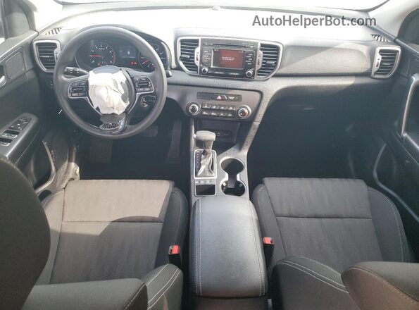 KNDPMCAC4K7617425 2019 KIA SPORTAGE White 