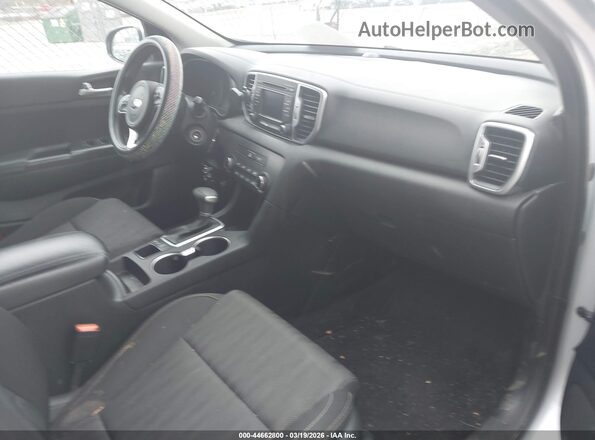 KNDPMCAC6H7288705 2017 KIA SPORTAGE Silver წინა სალონის ხედი