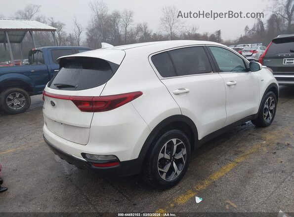 KNDPMCAC8M7933610 2021 KIA SPORTAGE Белый 