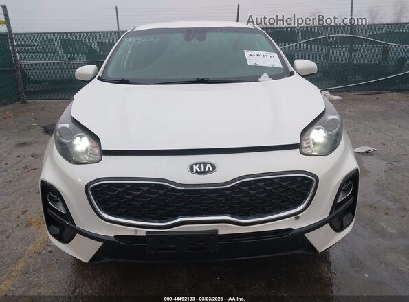 KNDPMCAC8M7933610 2021 KIA SPORTAGE Белый 