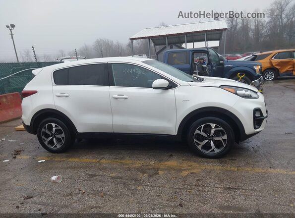 KNDPMCAC8M7933610 2021 KIA SPORTAGE Белый 