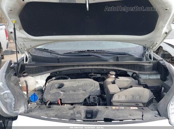 KNDPMCAC9M7944065 2021 KIA SPORTAGE White Rear view