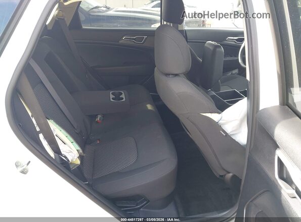 KNDPU3DG2S7186789 2025 KIA SPORTAGE HYBRID White Widok naklejki z numerem VIN