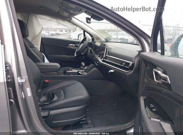 KNDPVCDF4S7418684 2025 KIA SPORTAGE Серый Вид салона спереди