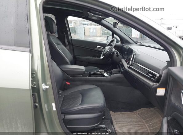 KNDPYDAH8P7101856 2023 KIA SPORTAGE PLUG-IN HYBRID Green Vista interior delantera