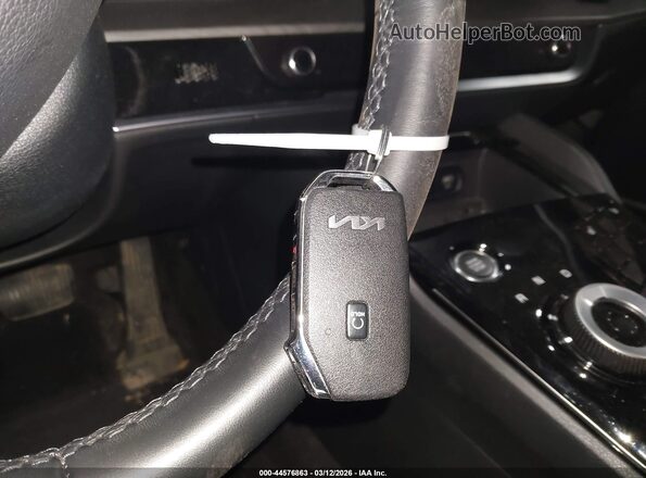 KNDPYDDH6S7185907 2025 KIA SPORTAGE PLUG-IN HYBRID Green Vista del salpicadero