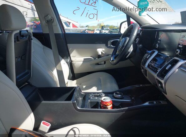 KNDRH4LG0M5032181 2021 KIA SORENTO HYBRID Red Widok wnętrza z przodu