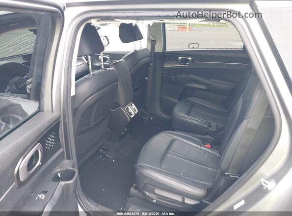 KNDRH4LG2P5228644 2023 KIA SORENTO HYBRID Gray VIN კოდის სტიკერის ხედი