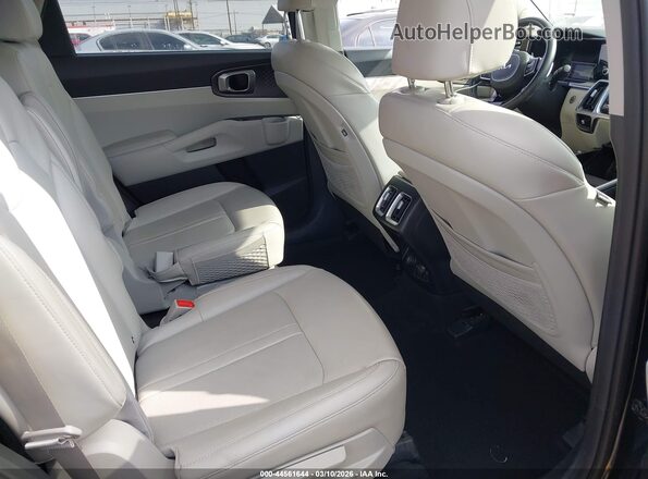 KNDRHDLG1P5185401 2023 KIA SORENTO HYBRID Black Vista de la etiqueta del VIN