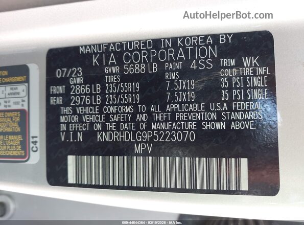 KNDRHDLG9P5223070 2023 KIA SORENTO HYBRID Серебряный Вид подкапотного пространства