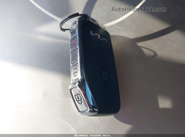 KNDRHDLG9R5259778 2024 KIA SORENTO HYBRID White Vista del salpicadero