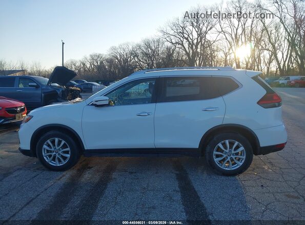 KNMAT2MT0HP519161 2017 NISSAN ROGUE White 