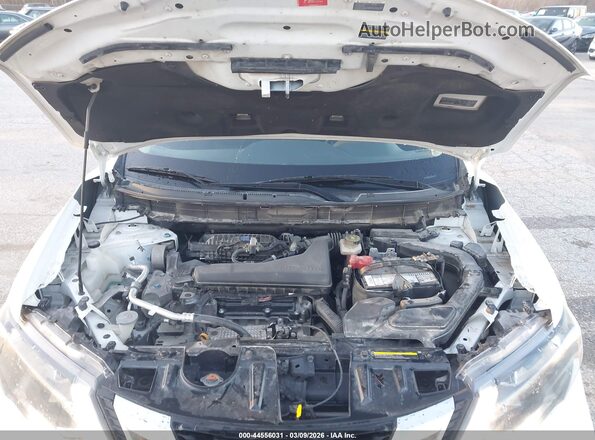 KNMAT2MT0HP519161 2017 NISSAN ROGUE White 