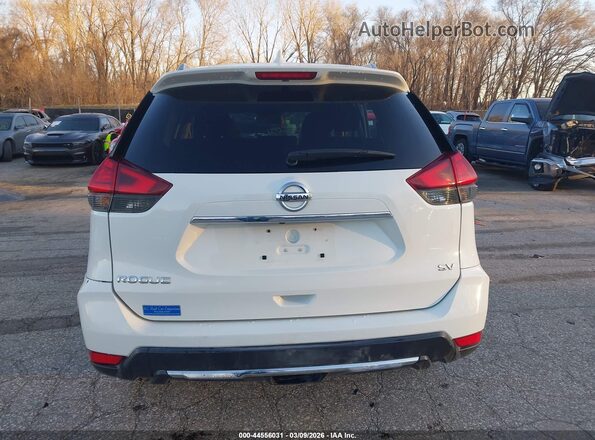 KNMAT2MT0HP519161 2017 NISSAN ROGUE White 