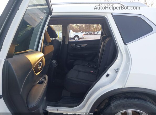 KNMAT2MT0HP519161 2017 NISSAN ROGUE White 