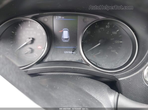 KNMAT2MT2JP574779 2018 NISSAN ROGUE Gray Հետևի նստատեղերի տեսք