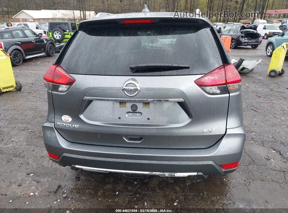 KNMAT2MT2JP574779 2018 NISSAN ROGUE Gray 