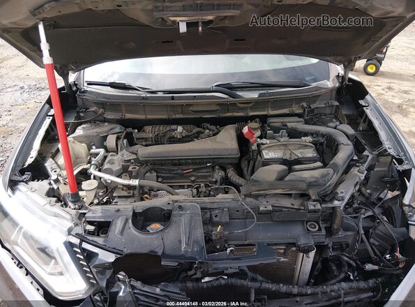 KNMAT2MT2JP582588 2018 NISSAN ROGUE Gray Вид ззаду