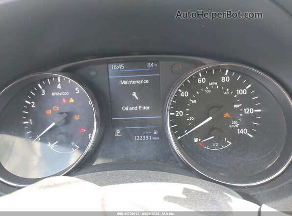 KNMAT2MT3JP576749 2018 NISSAN ROGUE Gray Widok tylnych siedzeń