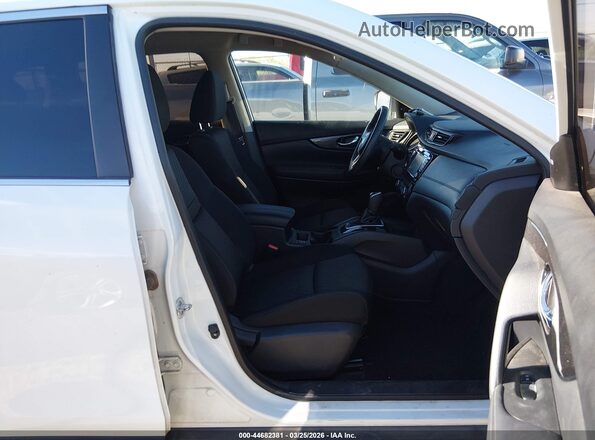 KNMAT2MT5HP550597 2017 NISSAN ROGUE White წინა სალონის ხედი