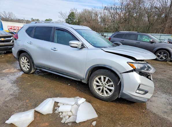 KNMAT2MT6JP564661 2018 NISSAN ROGUE Silver Przód prawy